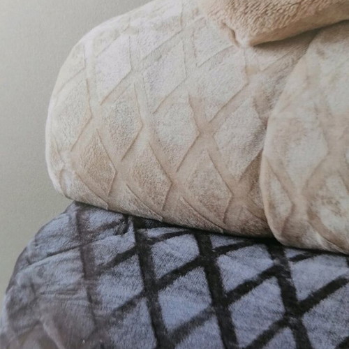 Palamaiki Nadine double comforter new, embossed flannel sherpa