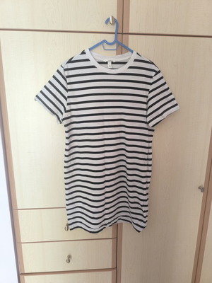 Women's striped dress H&M like new, black and white, size M