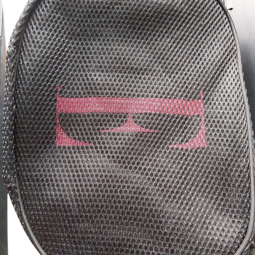 Elle toiletry bag like new, black, versatile with large capacity