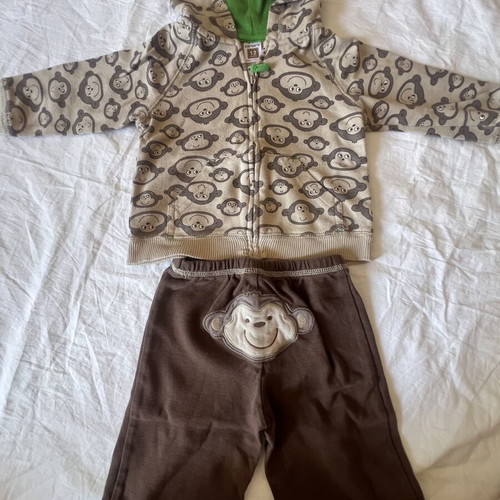 Carters clothing set for boy 12-18 months used, very good condition