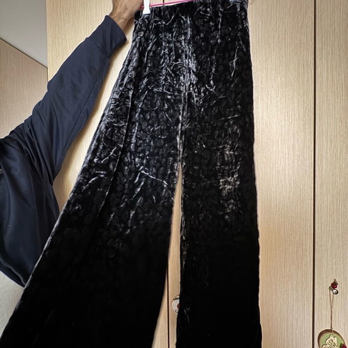 Zara velvet long pants like new, black