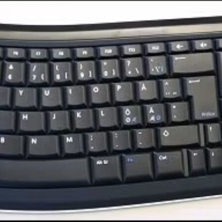 Microsoft Bluetooth Mobile Keyboard 6000 like new with Number Pad