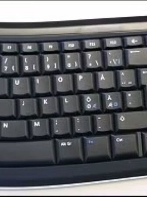 Microsoft Bluetooth Mobile Keyboard 6000 σαν καινούργιο με Number Pad
