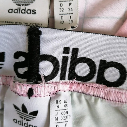 Adidas set like new, pink multicolor with leaf pattern, size 6 UK