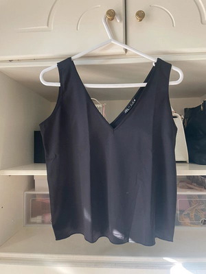 Αμανικό σατέν τοπ Zara small καινούριο μαύρο
