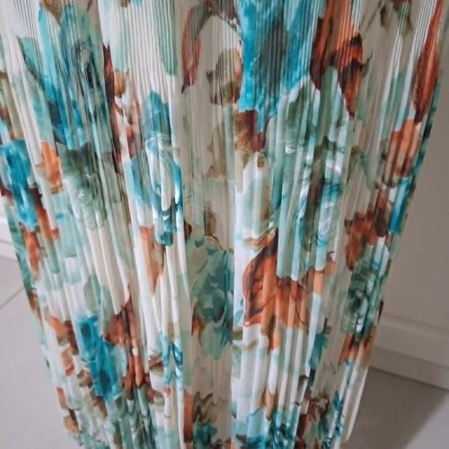 Pagani by Artemis midi chiffon skirt with pleated floral design, like new