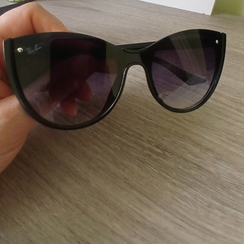 Sunglasses like new, black