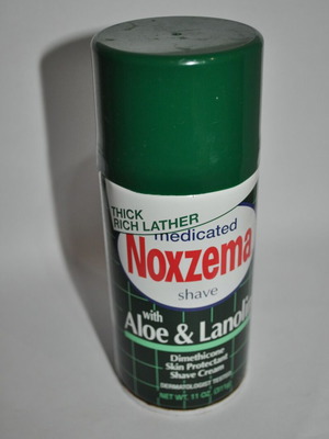 Noxzema Medicated Shave Aloe & Lanolin άδεια συσκευασία αφρού ξυρίσματος 311 g