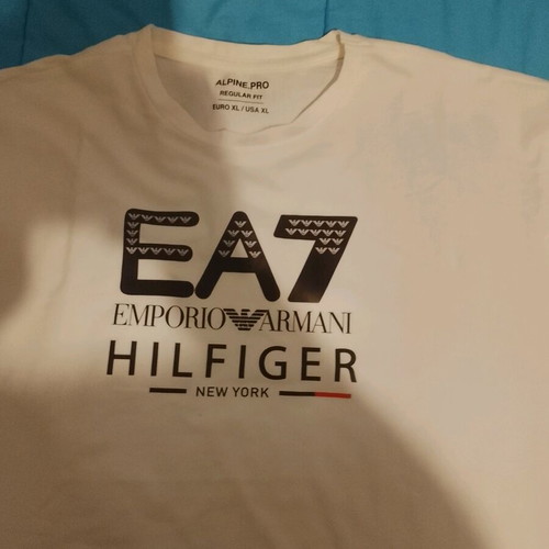 EA7 Emporio Armani T-shirt XS brand new, black and white
