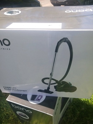 Electric vacuum cleaner new with 1-year warranty, 800 watt