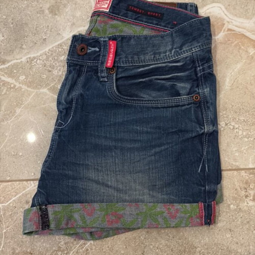 Superdry denim shorts size 26 like new, blue