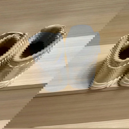 Αθλητικά παπούτσια ασημί σαν καινούργια, νούμερο 40