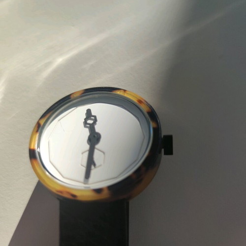 Aark Classic Tortoise White women's wristwatch used