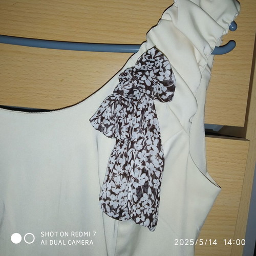 Straight-line dress used, beige, size M, with bow