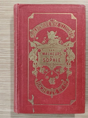 Book in French 1914 used, leather-bound with illustrations