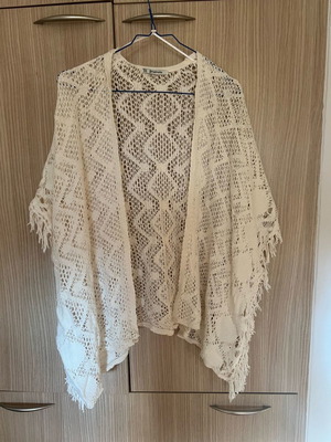 Stradivarius women's cardigan white with wide sleeves, new, size M