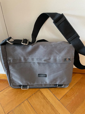 Techa(i)r laptop bag like new, gray, with 2 compartments and 3 pockets