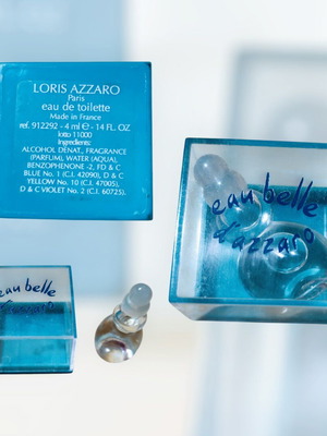 Μίνι άρωμα Eau Belle D'Azzaro 4ml σαν καινούργιο