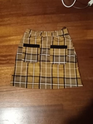 Φούστα Pink Woman καινούργια, με δύο τσέπες, μέγεθος small