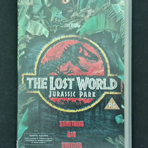 Jurassic Park The Lost World VHS like new, English audio