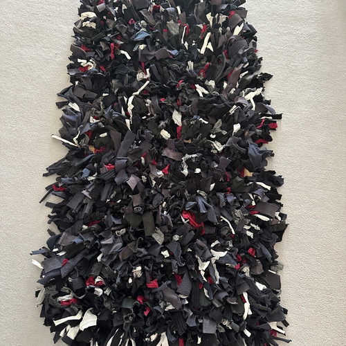 Handmade rag rug new, knot knot