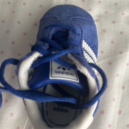 Adidas Gazelle Crib baby shoes size 19 like new, blue