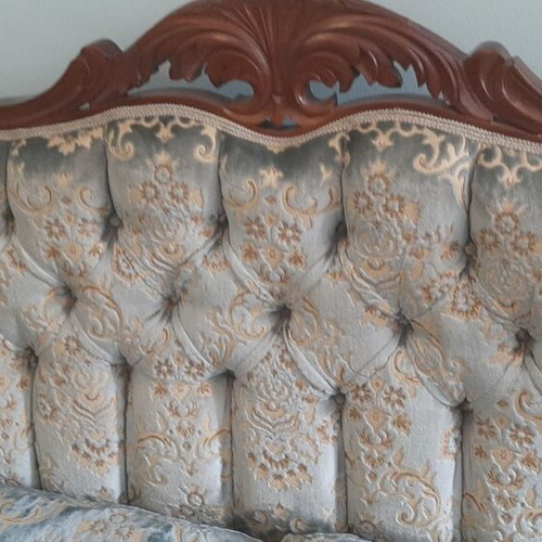 Vintage carved wooden salon Portorafthi