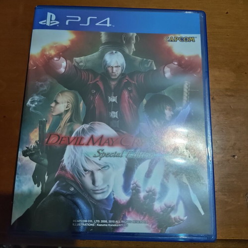 Devil May Cry 4 PS4 game like new, import