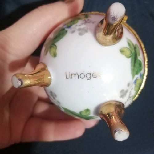 Limoges διακοσμητικό μπιζουτιέρα πορσελάνης σαν καινούργιο
