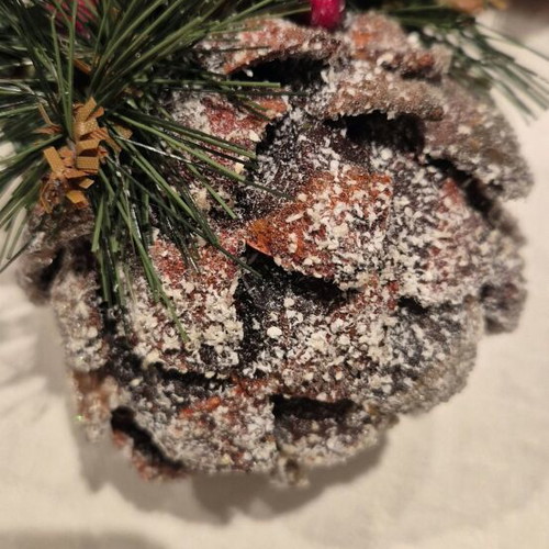 Christmas ornaments used, set of 4 pieces