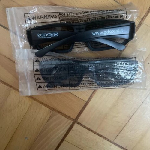 3D glasses pack of 2 new