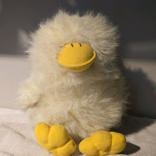 Plush duck like new
