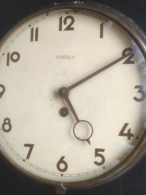 Sondila vintage τοίχου ρολόι μεταχειρισμένο, μηχανικό, διακοσμητικό