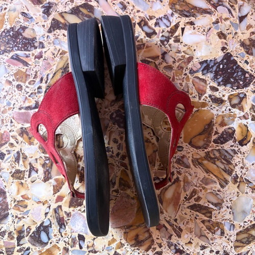 Jenny by Ara leather sandals like new, size 38, red