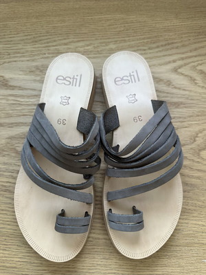 Khaki sandals like new, size 39, strappy style