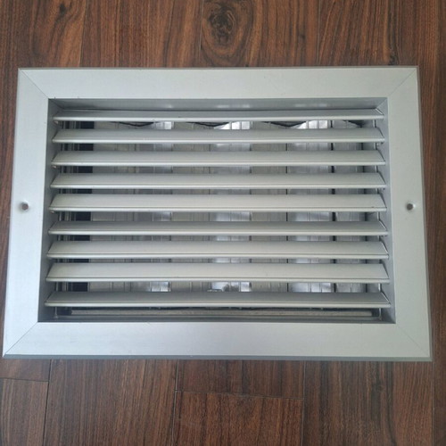 Gypsum board vent with adjustable louvers like new