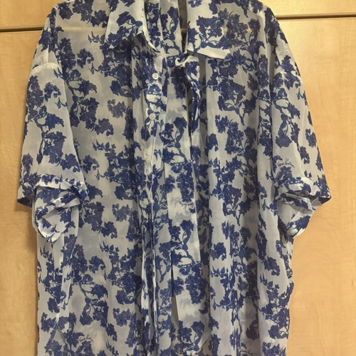 Vassia Kostara shirt brand new, white and blue