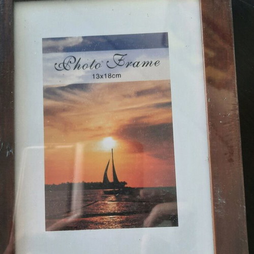 Wooden frames like new, set of 5