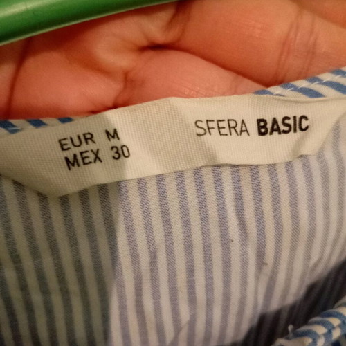 Sfera shirt with impressive large white collar like new, M/L