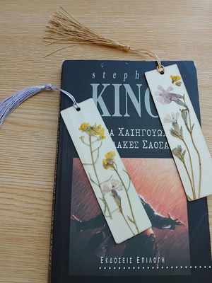 Set of 2 bookmarks with dried flowers new