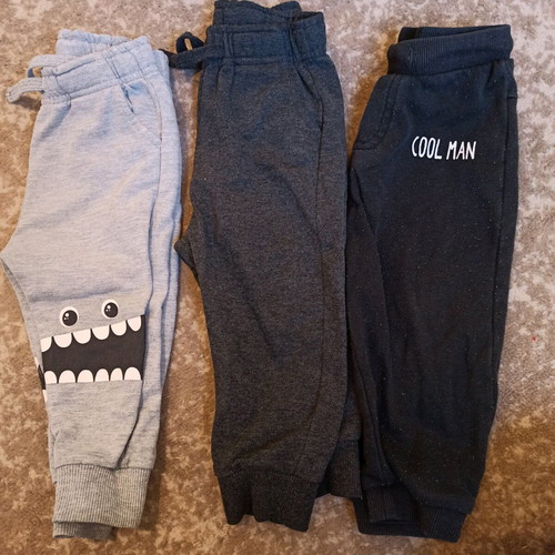Baby tracksuits like new, pack of 3, size 80-86 cm