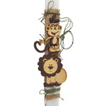 Easter candle new with wooden animals