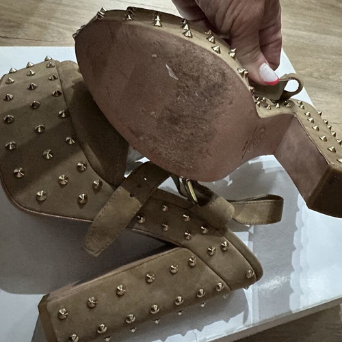 Ash heel with studs, size 39, brown