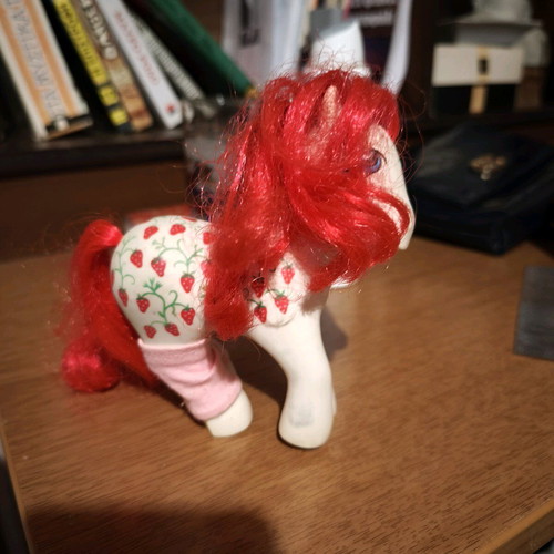My Little Pony G1 Sugarberry 1986 like new