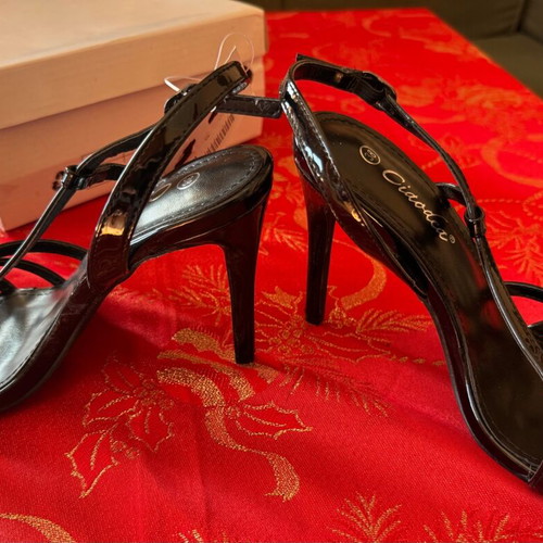 Bozikis shoes black shiny pumps size 38 new heel 11 cm