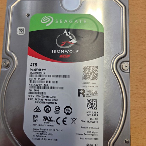 Seagate IronWolf Pro ST4000NE0025 Hard Drive 4 TB Internal SATA 6Gb/s 7200 rpm like new