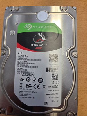 Seagate IronWolf Pro ST4000NE0025 σκληρός δίσκος 4 TB εσωτερικός SATA 6Gb/s 7200 rpm σαν καινούργιος