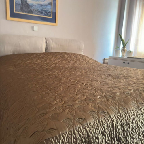 Zara Home quilt gold chestnut 250×230 cm like new