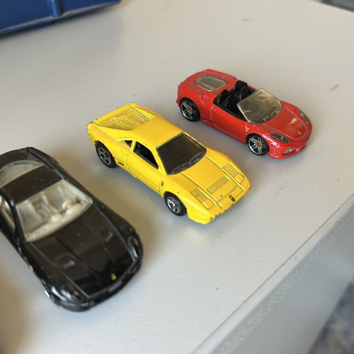 Hot Wheels Ferrari toy cars set
