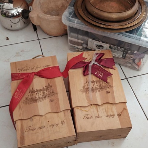 Set of two wooden wine gift boxes, Angelidis cellar like new